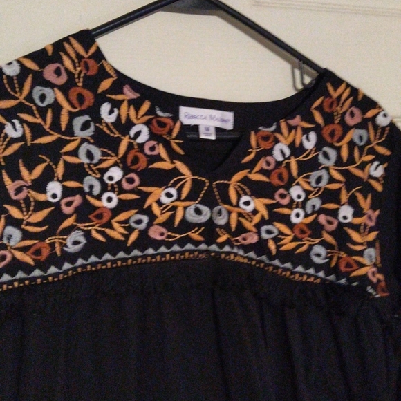 **SOLD**Rebecca Malone Blk blouse with fringe and decor Medium long sleeve - Picture 2 of 6
